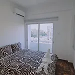 Life I Никосия
